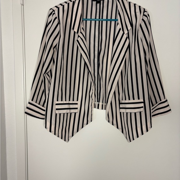 Iz Byer Black and White Striped Blazer - Picture 1 of 2
